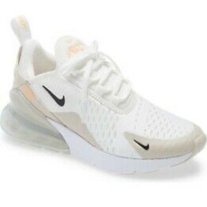 Nike AirMax 270 White Dessert Sand size 7.5